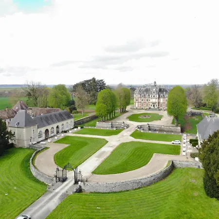 Vintage Castle In With Swimming Pool